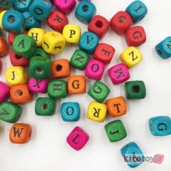 Renkli Harf Boncuk 1000 Adet (Ahşap Kare Zar Küp Takı Boncuğu)