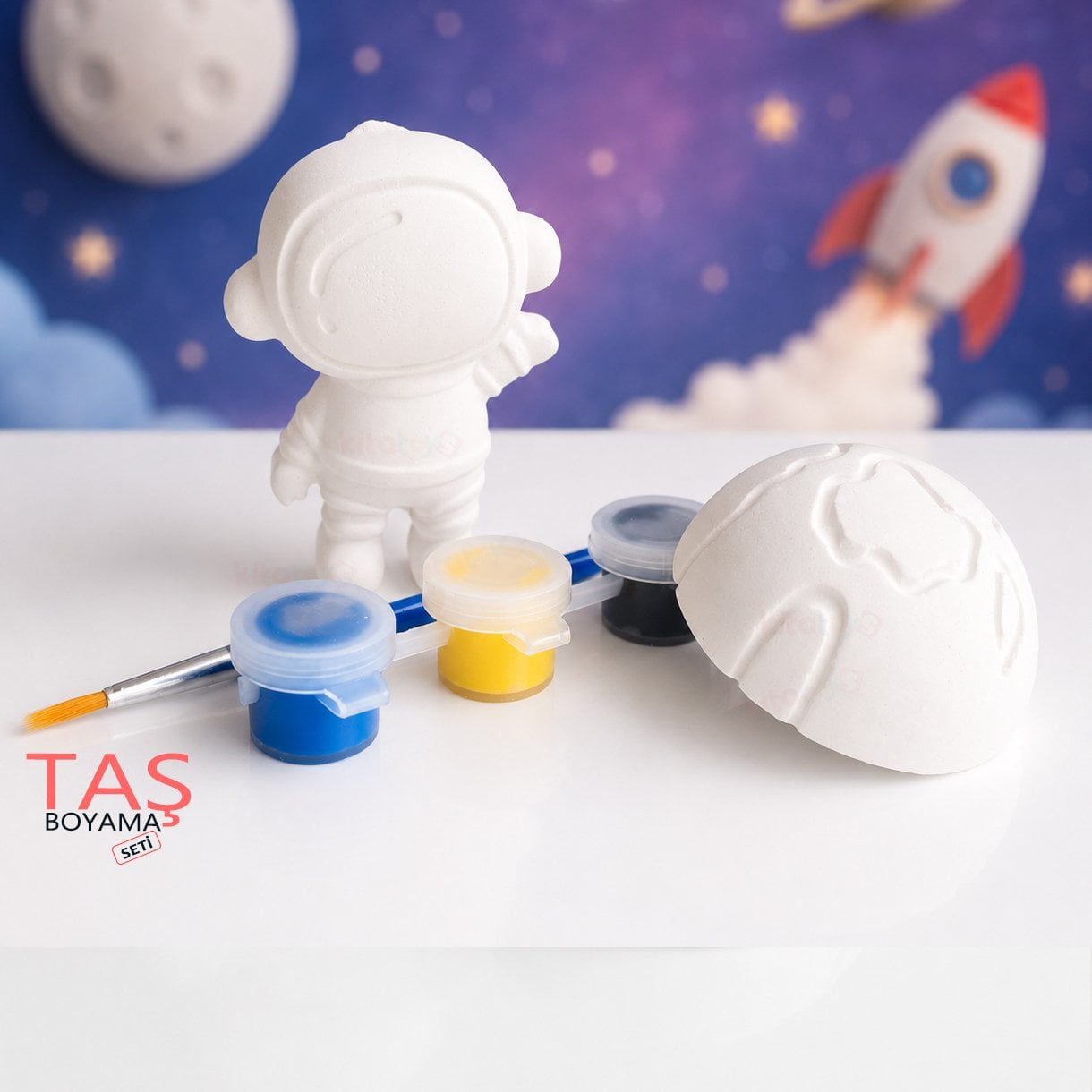 Taş Boyama Seti ASTRONOT ve DÜNYA (2D Uzay Temalı Taş Tozu Objeleri)