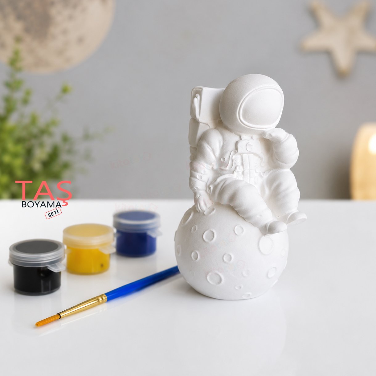 Taş Boyama Seti ASTRONOT 3 Boyutlu 8x4 (3D Uzay Temalı Taş Tozu Objeleri)