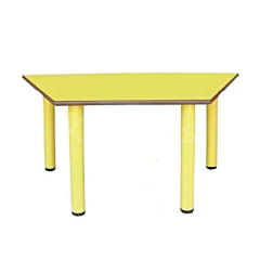 Paralel Kenarlı Trapez Masa (Anaokulu, Kreş) Sarı
